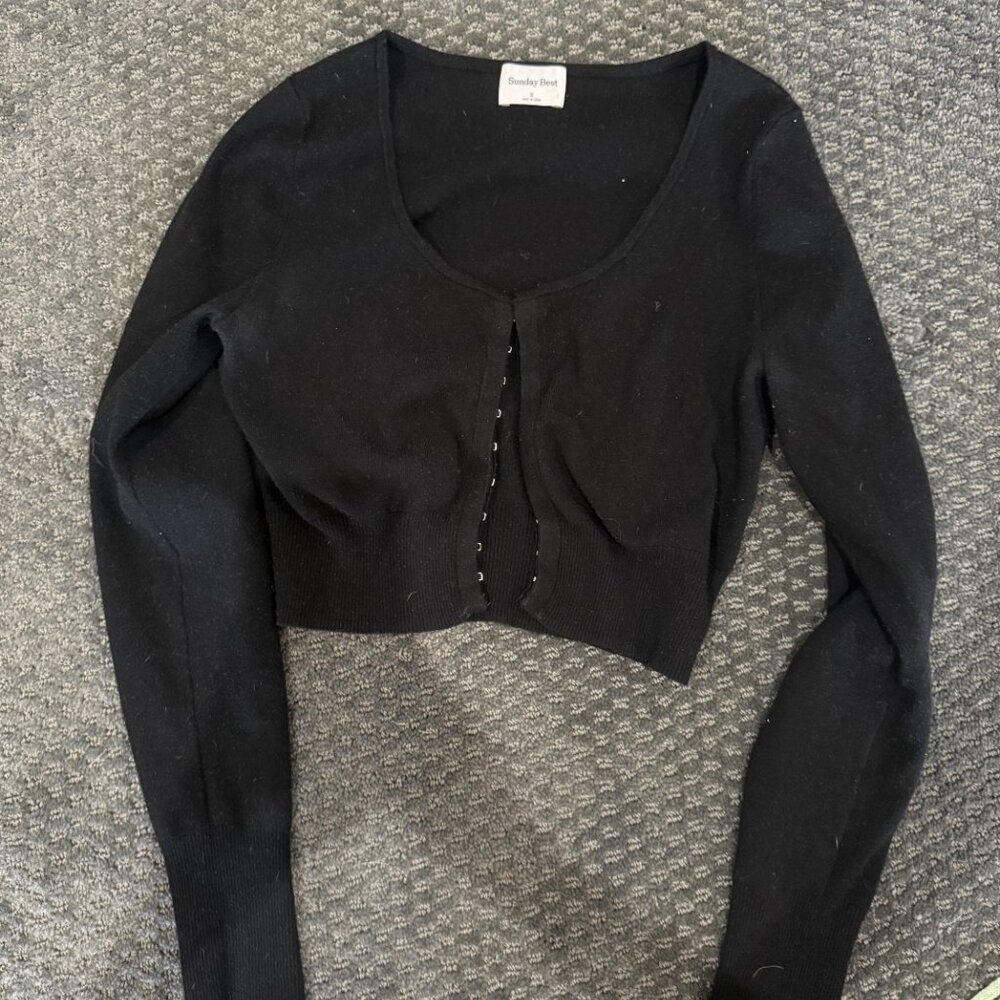 Aritzia Sunday Best Cropped cardigan